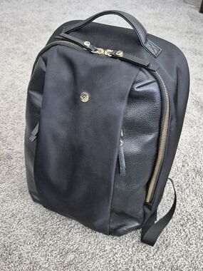 ALLANCIA Black Backpack Bag EUC Women's Laptop Travel Commuter Luggage Sleeve MS